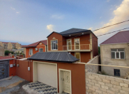 Satılır 5 otaqlı 2 m2 həyət evi Binə