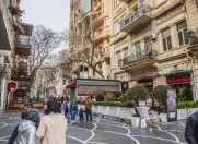 Satılır 2 otaqlı 65 m2 köhnə tikili Sahil m.