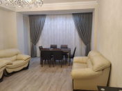 Satılır 4 otaqlı 190 m2 yeni tikili Gənclik m.