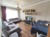 Satılır 2 otaqlı 60 m2 köhnə tikili Həzi Aslanov m.