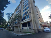 Satılır 3 otaqlı 80 m2 köhnə tikili 28 May m.