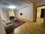 İcarəyə verilir 3 otaqlı 140 m2 yeni tikili Nəsimi r.