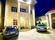 Satılır 6 otaqlı 270 m2 həyət evi Bakıxanov