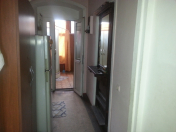 Satılır 1 otaqlı 80 m2 köhnə tikili 28 May m.