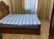 İcarəyə verilir 2 otaqlı 70 m2 köhnə tikili Xalqlar Dostluğu m.