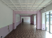 İcarəyə verilir 2 otaqlı 110 m2 obyekt 28 May m.