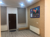 İcarəyə verilir 4 otaqlı 60 m2 ofis Nizami m.