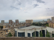 Satılır 3 otaqlı 90 m2 köhnə tikili Əhmədli