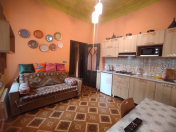 İcarəyə verilir 2 otaqlı 40 m2 köhnə tikili Sahil m.