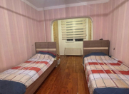 Satılır 2 otaqlı 74 m2 köhnə tikili Həzi Aslanov m.