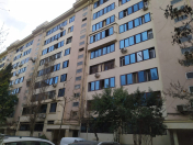 Satılır 3 otaqlı 85 m2 köhnə tikili Ayna Sultanova heykəli