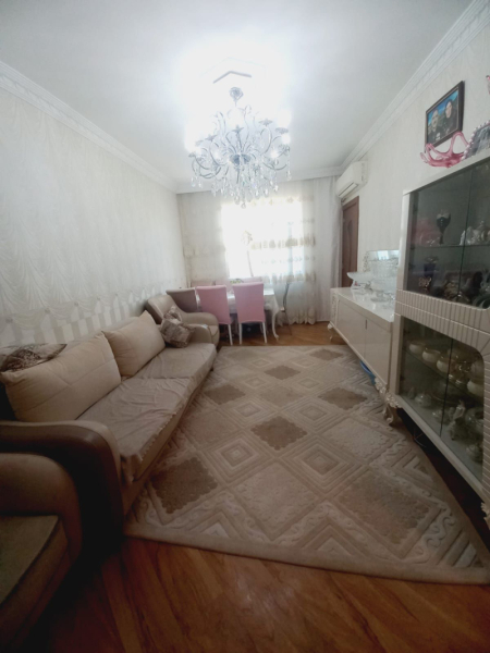 Satılır 3 otaqlı 60 m2 köhnə tikili Əhmədli