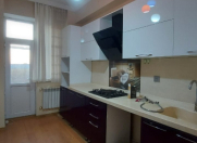 Satılır 3 otaqlı 77 m2 yeni tikili Xırdalan