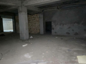 Satılır 2 otaqlı 80 m2 obyekt Qaraçuxur