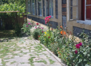 İcarəyə verilir 2 otaqlı 120 m2 həyət evi Qax