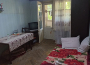 Satılır 2 otaqlı 50 m2 köhnə tikili 8 km