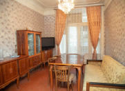 Satılır 3 otaqlı 60 m2 köhnə tikili Nəriman Nərimanov m.