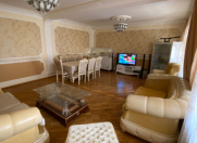 Satılır 5 otaqlı 120 m2 köhnə tikili Bakıxanov