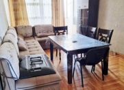 İcarəyə verilir 2 otaqlı 60 m2 köhnə tikili İçəri Şəhər m.