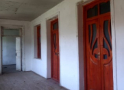 Satılır 6 otaqlı 220 m2 həyət evi Göygöl