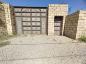 Satılır 5 otaqlı 220 m2 həyət evi Saray