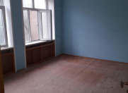 Satılır 6 otaqlı 40 m2 həyət evi Badamdar