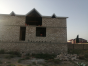 Satılır 3 otaqlı 390 m2 həyət evi Binə