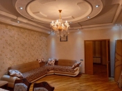 Satılır 3 otaqlı 127 m2 yeni tikili 9 mkr