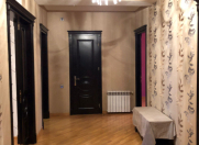 İcarəyə verilir 3 otaqlı 130 m2 yeni tikili 28 May m.