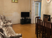 İcarəyə verilir 3 otaqlı 60 m2 həyət evi Nizami m.