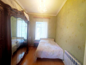 Satılır 2 otaqlı 65 m2 köhnə tikili İçəri Şəhər m.