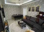 Satılır 4 otaqlı 100 m2 köhnə tikili Həzi Aslanov m.