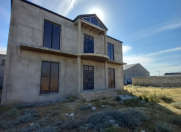 Satılır 4 otaqlı 210 m2 villa Qala