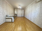 Satılır 1 otaqlı 40 m2 köhnə tikili 8 km