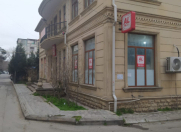 İcarəyə verilir 6 otaqlı 1220 m2 obyekt Qərb Universiteti
