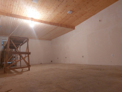 İcarəyə verilir 2 otaqlı 90 m2 obyekt Qərb Universiteti