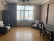 Satılır 2 otaqlı 70 m2 yeni tikili 9 mkr