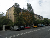 Satılır 1 otaqlı 29 m2 köhnə tikili İnşaatçılar m.