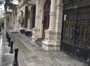 Satılır 3 otaqlı 74 m2 köhnə tikili Sahil m.