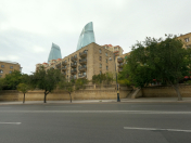 İcarəyə verilir 3 otaqlı 102 m2 köhnə tikili Flame Towers