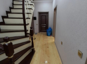 Satılır 6 otaqlı 240 m2 həyət evi 20-ci sahə