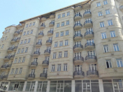 Satılır 5 otaqlı 249.5 m2 yeni tikili Gənclik m.
