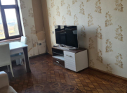 İcarəyə verilir 3 otaqlı 86 m2 köhnə tikili Əhmədli m.