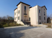 Satılır 10 otaqlı 560 m2 villa Albalı