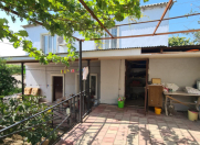 Satılır 5 otaqlı 190 m2 həyət evi Qaraçuxur