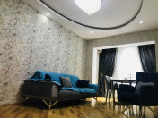 Satılır 3 otaqlı 80 m2 köhnə tikili Həzi Aslanov