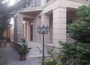 Satılır 8 otaqlı 350 m2 villa Zığ