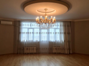 Satılır 4 otaqlı 200 m2 yeni tikili Xalqlar Dostluğu m.