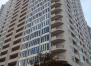 Satılır 1 otaqlı 87 m2 obyekt Şah İsmayıl Xətai m.