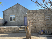 Satılır 2 otaqlı 80 m2 həyət evi Binə